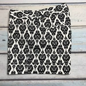 WHBM Ikat shorts size 8